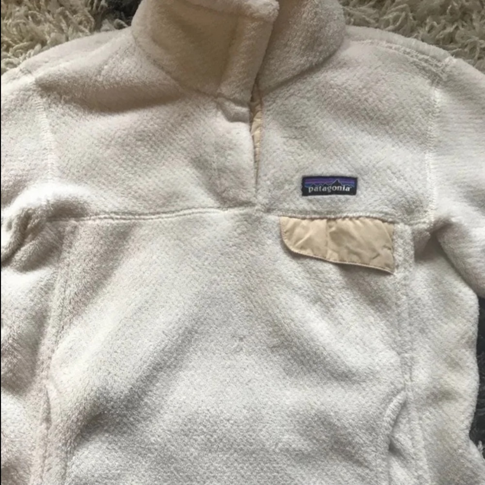 White Patagonia pullover